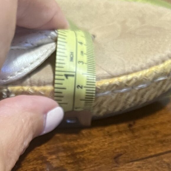 b.o.c. Born Concept Leather Thong Wedge Sandal - Picture 9 of 10